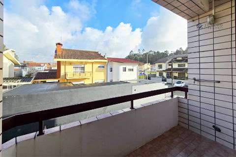 Apartamento T1+1 na Urbanização da Estação – Vilar do Pinheiro