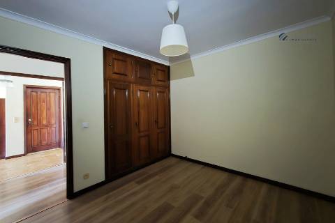 Apartamento T1+1 na Urbanização da Estação – Vilar do Pinheiro