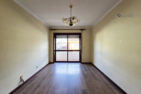 Apartamento T1+1 na Urbanização da Estação – Vilar do Pinheiro