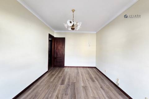 Apartamento T1+1 na Urbanização da Estação – Vilar do Pinheiro