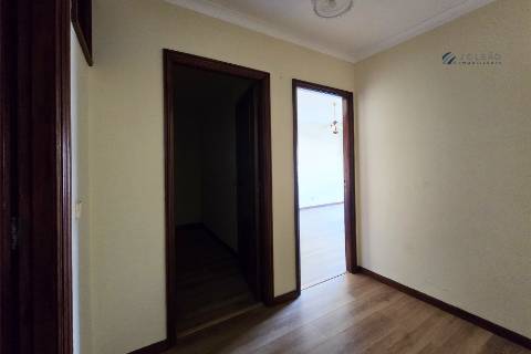 Apartamento T1+1 na Urbanização da Estação – Vilar do Pinheiro