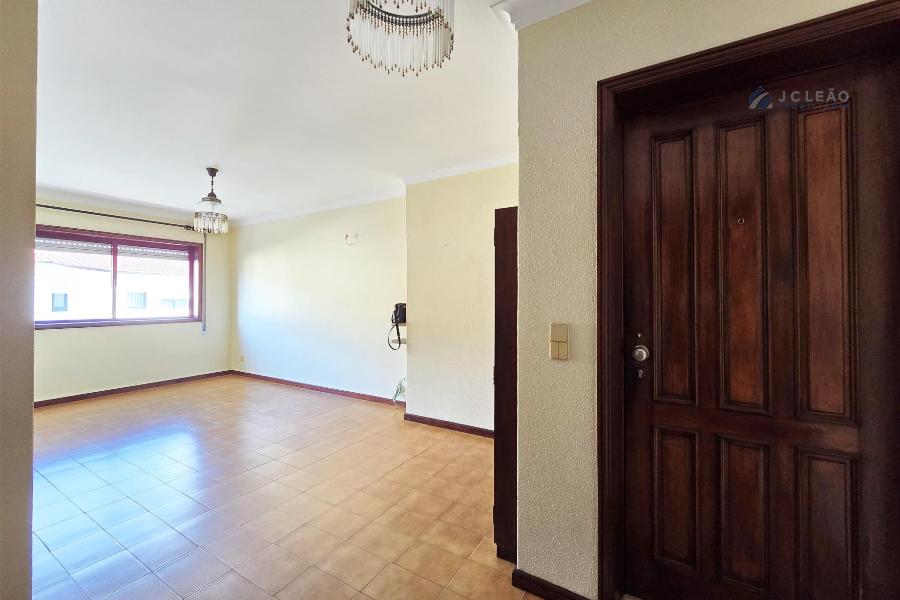 Apartamento T1+1 na Urbanização da Estação – Vilar do Pinheiro