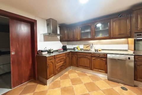 Moradia em Banda T2 - oportunidade de investimento