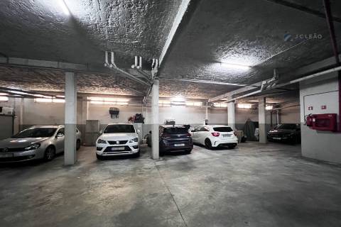 Apartamento T2 com Exposição Solar Nascente/Poente - Moreira da Maia