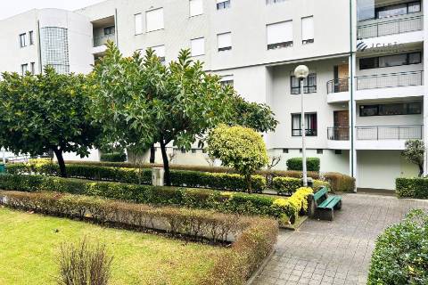 Apartamento T2 Arrendamento em São Mamede de Infesta e Senhora da Hora,Matosinhos