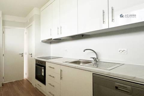 Apartamento T2 Arrendamento em São Mamede de Infesta e Senhora da Hora,Matosinhos