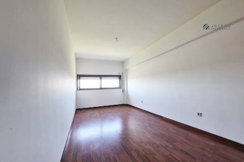 Apartamento T2 à Venda em Perafita – Conforto, Localização e Qualidade de Vida