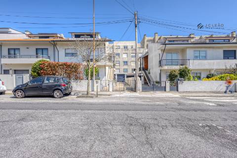 Andar Moradia T2 Venda em Matosinhos e Leça da Palmeira,Matosinhos