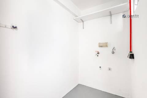 Andar Moradia T2 Venda em Matosinhos e Leça da Palmeira,Matosinhos