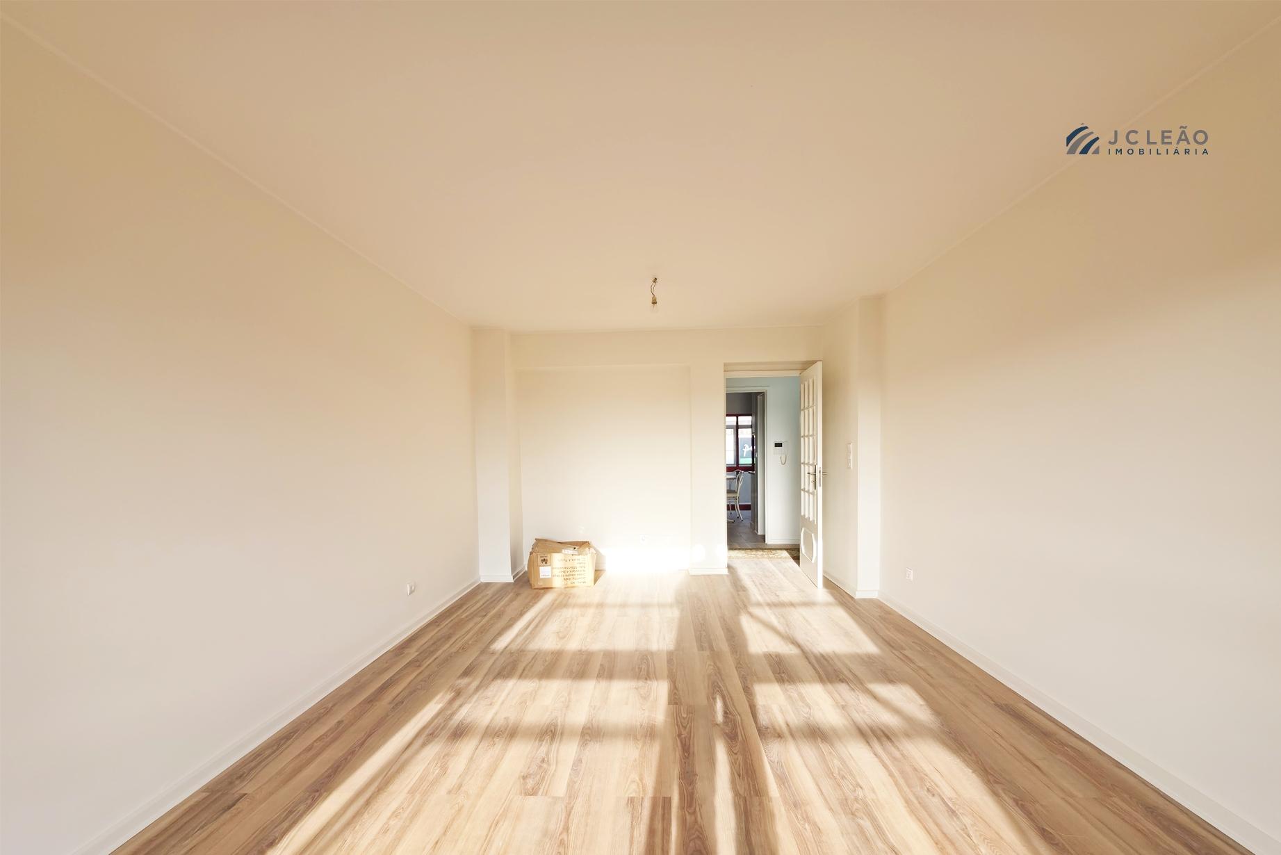 Apartamento T3 Arrendamento em Matosinhos e Leça da Palmeira,Matosinhos