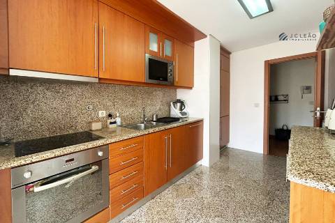Apartamento T2 em Custóias