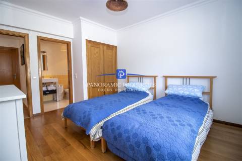 Moradia com 4 quartos perto da Praia do Carvoeiro