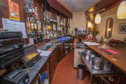 Restaurante encantador com uma excelente reputação no Monte Carvoeiro