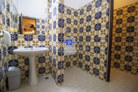 Restaurante encantador com uma excelente reputação no Monte Carvoeiro