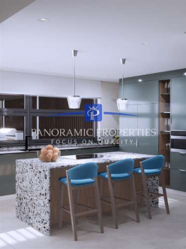 Uma moradia única e luxuosa de 4 quartos nos arredores de Lagos.