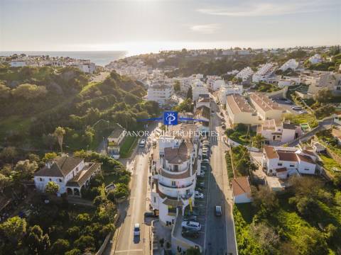 Único Lote de terreno à entrada de Carvoeiro