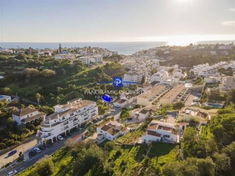 Único Lote de terreno à entrada de Carvoeiro