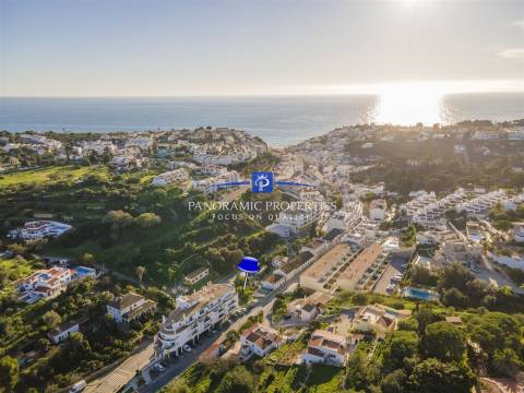 Único Lote de terreno à entrada de Carvoeiro