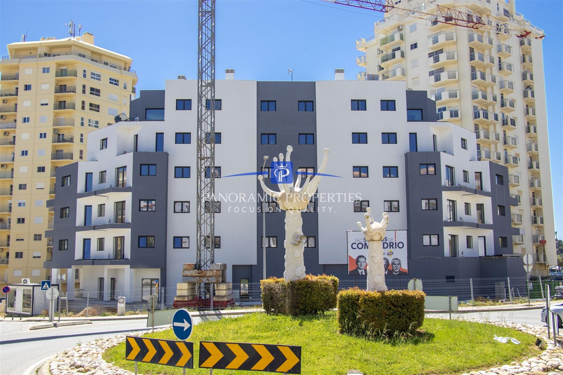 Luxuosos e modernos apartamentos T3 em construção