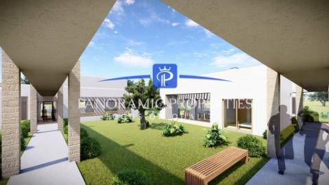 Lote de terreno com projeto aprovado para 18 propriedades