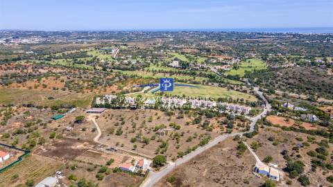 Lote de terreno com projeto aprovado para 18 propriedades