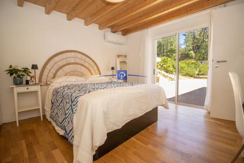 Atraente moradia T2 + 2 recentemente renovada