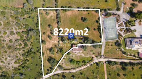 EXCLUSIVO! Amplo terreno com mais de 8000 m2 perto da Escola Internacional  Britânica