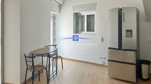 Moradia T3+, com Enorme Piso Inferior Renovado para Atividades Polivalentes, Lagos