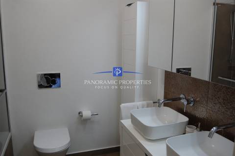 Elegante bungalow de 3 quartos localizado no prestigiado e sempre popular resort Rocha Brava.