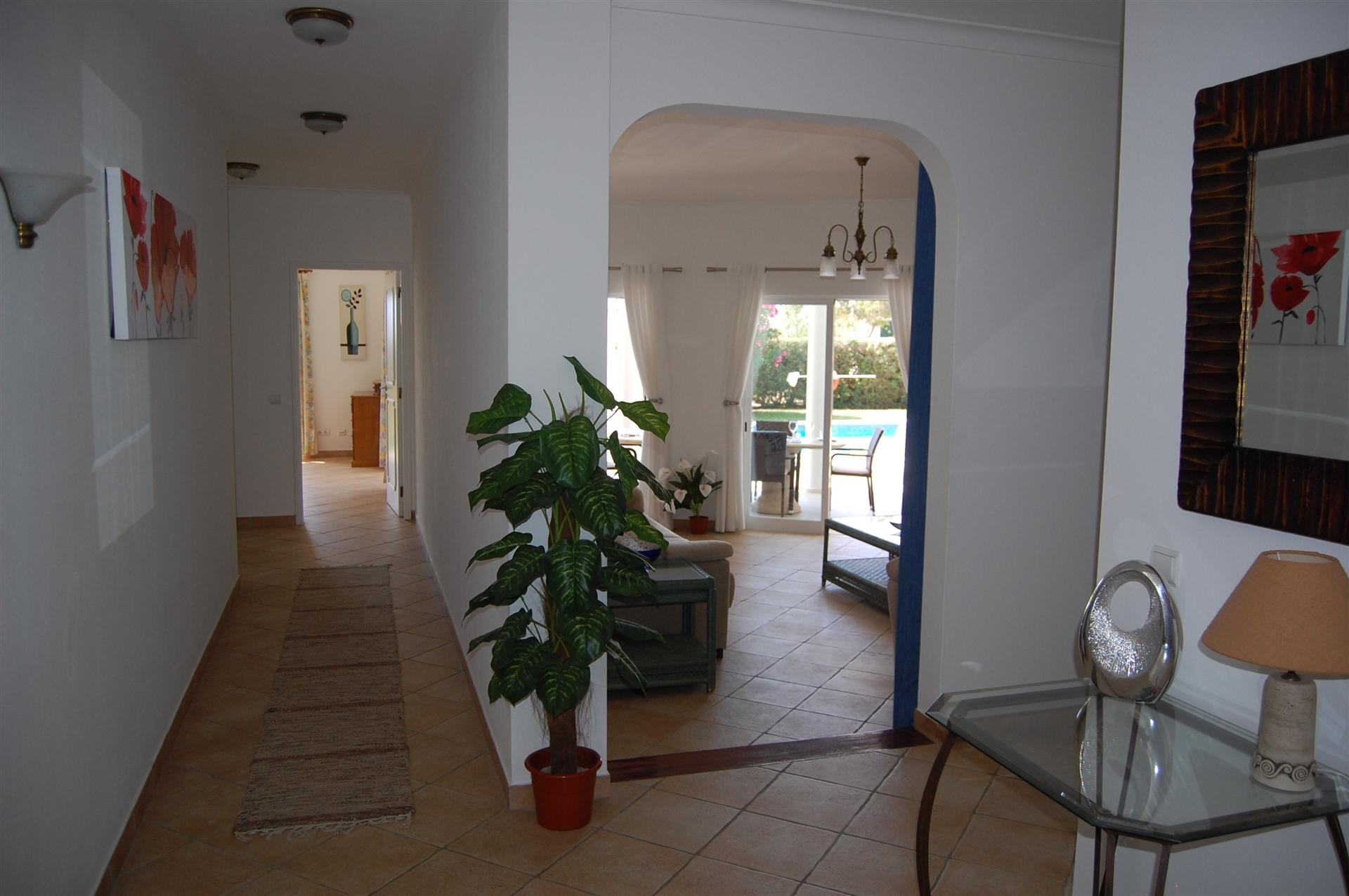Excepcional Moradia de 4 Quartos com Vista Mar