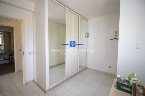 Elegante moradia T4 num generoso terreno privado perto de Carvoeiro