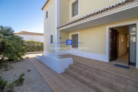 NOVO NO MERCADO! Moradia elegante, com 4 quartos e piscina perto da Praia do Carvoeiro