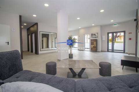 Apartamento T2 Venda em Armação de Pêra,Silves