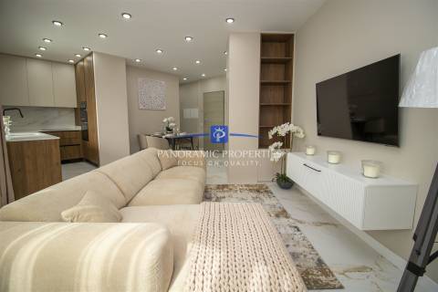 Apartamento contemporâneo com 2 quartos, situado  em Armação de Pêra