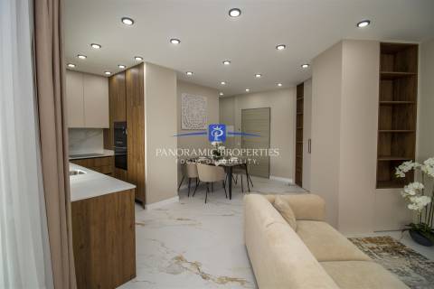 Apartamento contemporâneo com 2 quartos, situado  em Armação de Pêra