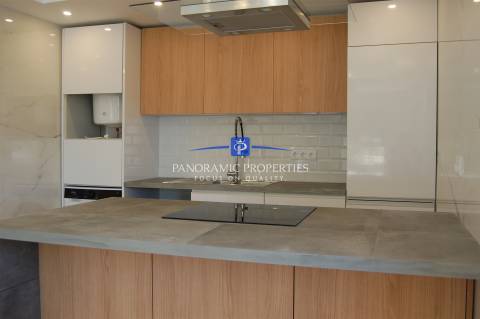 Apartamento com 2 quartos renovado, junto á praia de Vale de Centeanes