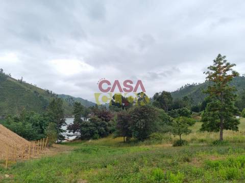 Terreno T4 Venda em Águas Belas,Ferreira do Zêzere