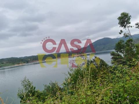 Terreno T4 Venda em Águas Belas,Ferreira do Zêzere