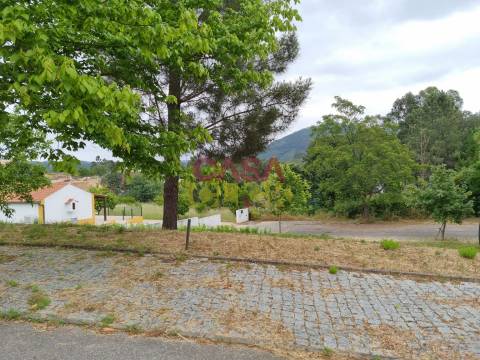 Terreno T4 Venda em Águas Belas,Ferreira do Zêzere