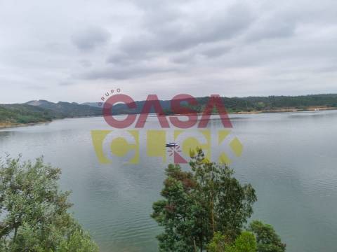 Terreno T3 Venda em Águas Belas,Ferreira do Zêzere