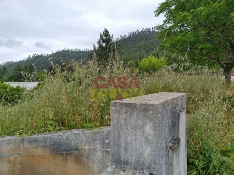 Terreno T3 Venda em Águas Belas,Ferreira do Zêzere