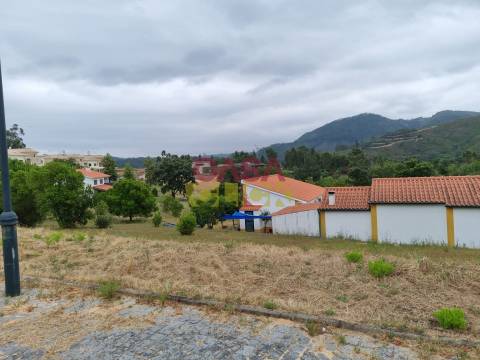 Terreno T3 Venda em Águas Belas,Ferreira do Zêzere