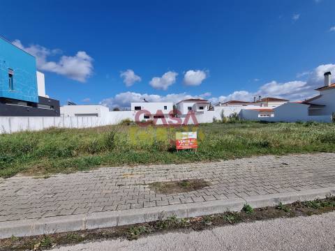 Terreno T3 Venda em Riachos,Torres Novas