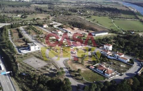 Lote de Terreno T4 Venda em Constância,Constância