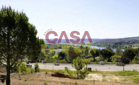 Lote de Terreno T4 Venda em Constância,Constância