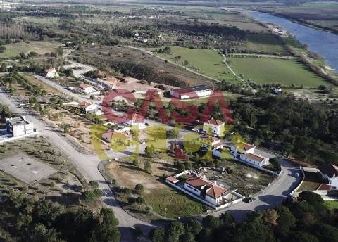 Lote de Terreno T4 Venda em Constância,Constância
