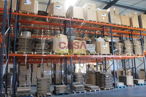 Armazém T1 Venda em Montalvo,Constância