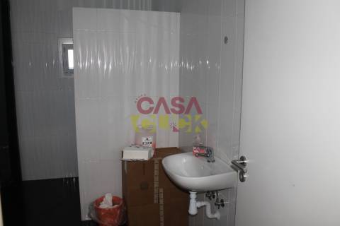 Armazém T1 Venda em Montalvo,Constância