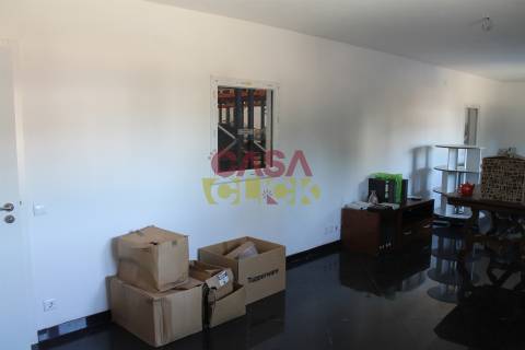 Armazém T1 Venda em Montalvo,Constância