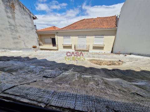 Moradia T2 Venda em Torres Novas (Santa Maria, Salvador e Santiago),Torres Novas